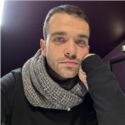 Dans l'éducation depuis de nombreuses années. Je donne des cours à tout le monde en Visio ou présentiel dans le Gard !